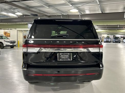 Certified 2023 Lincoln Navigator L Reserve AWD/4WD image 3