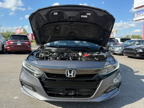 Used 2018 Honda Accord Sport image 41