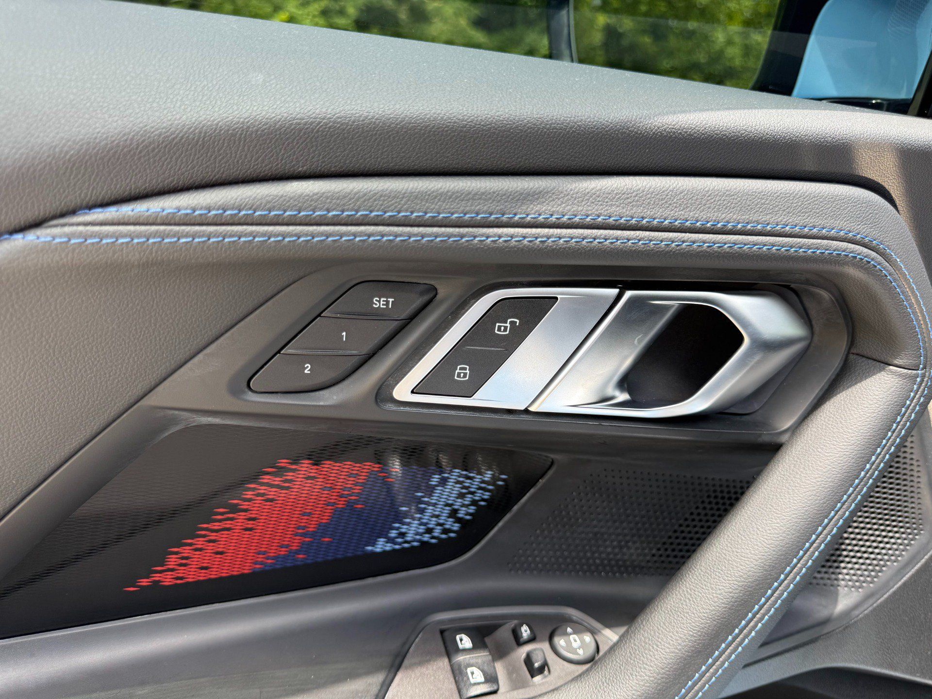Used 2023 BMW M2 w/ Lighting Package RWD image 57