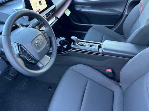 New 2026 Toyota Prius Plug-In Hybrid image 12