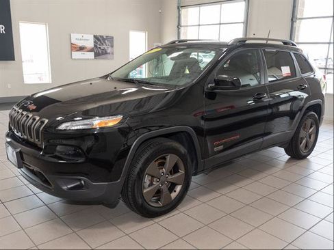 Used 2017 Jeep Cherokee 75th Anniversary AWD/4WD image 4