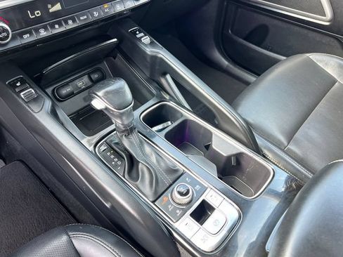 Used 2022 Kia Telluride S AWD/4WD image 22