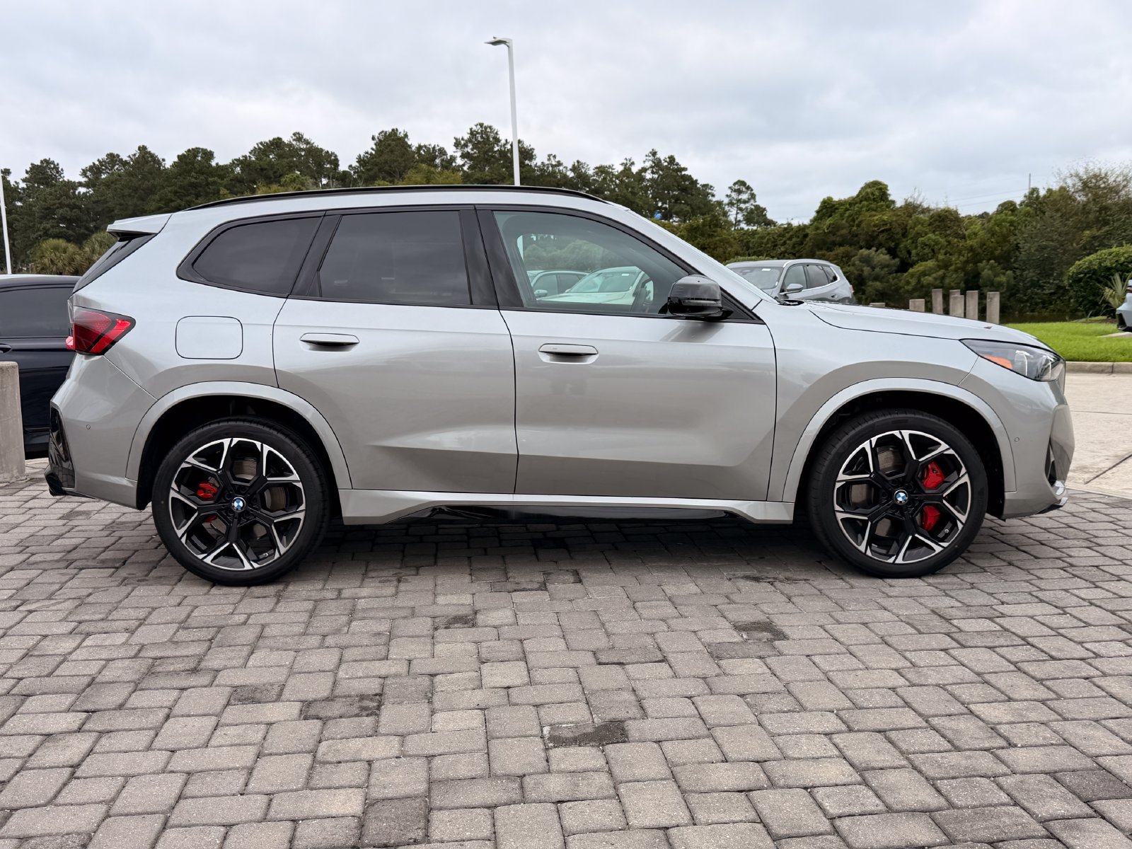 New 2027 BMW X1 M35i w/ Technology Package AWD/4WD image 8