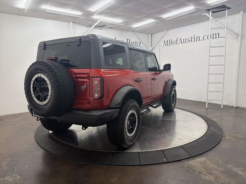 Used 2023 Ford Bronco Badlands AWD/4WD image 7