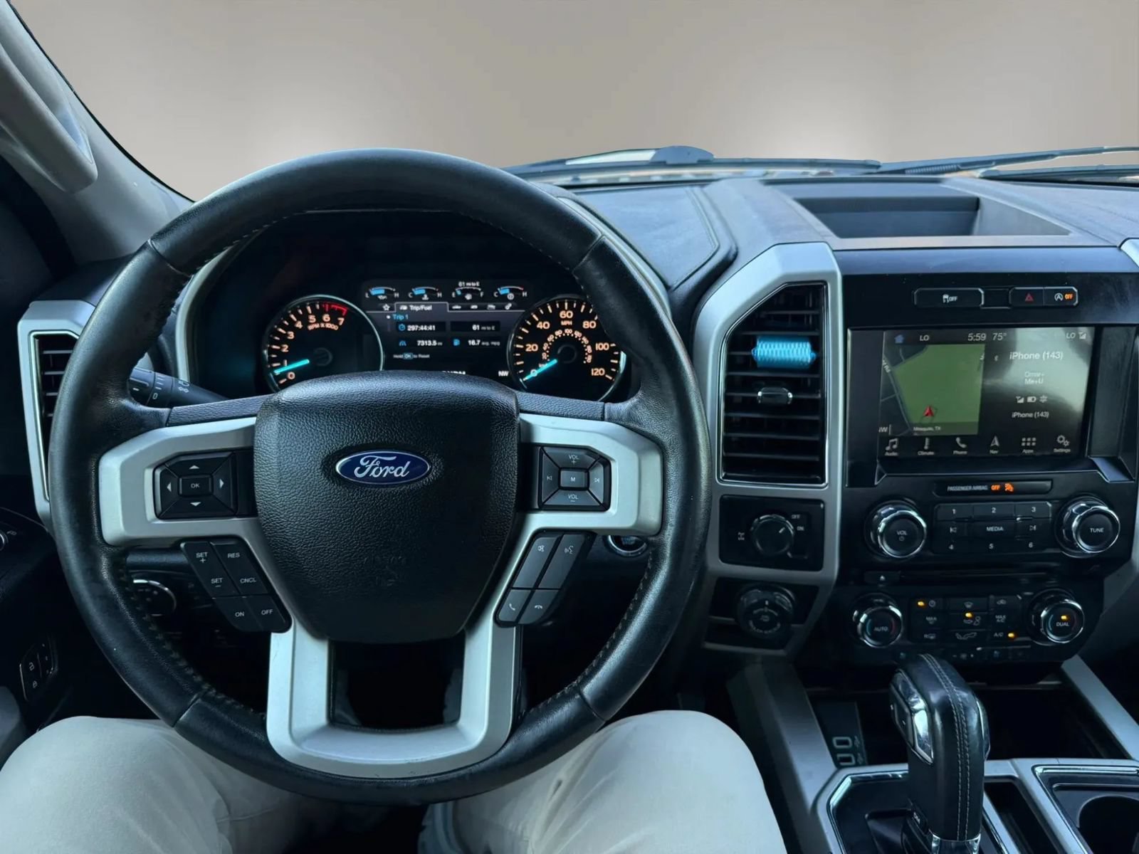 Used 2018 Ford F150 Lariat RWD image 33