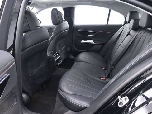 Used 2025 Mercedes-Benz E 350 Sedan image 14