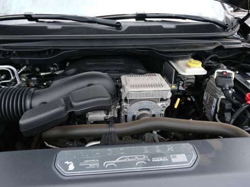 Used 2022 Jeep Wagoneer Series II AWD/4WD image 37