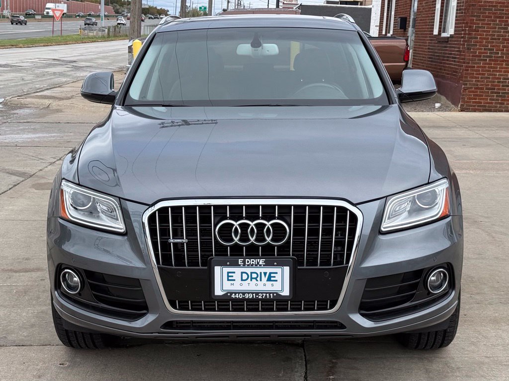 Used 2016 Audi Q5 2.0T Premium Plus w/ Technology Package AWD/4WD image 2