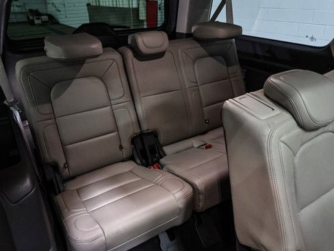 Used 2022 Lincoln Navigator L Reserve image 26