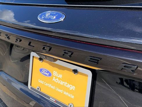 Certified 2025 Ford Explorer ST-Line w/ Premium Package image 31