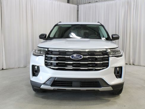 New 2026 Ford Explorer Active w/ Active Comfort Package AWD/4WD image 38