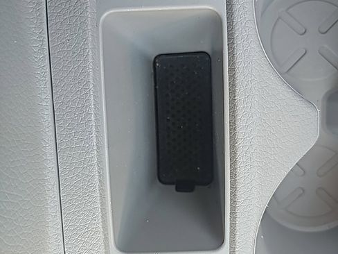 Used 2022 Nissan Rogue Sport SL image 25