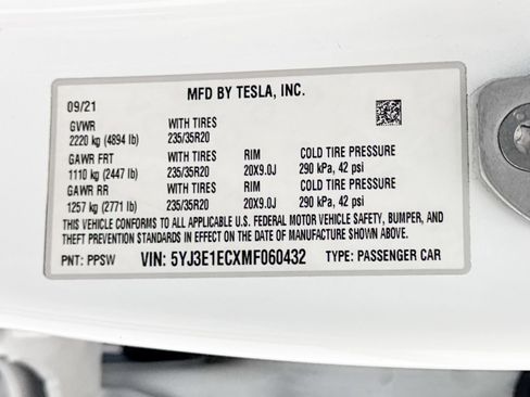 Used 2021 Tesla Model 3 Performance AWD/4WD image 40
