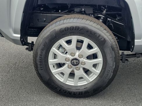 New 2026 Toyota Tacoma SR5 RWD image 6