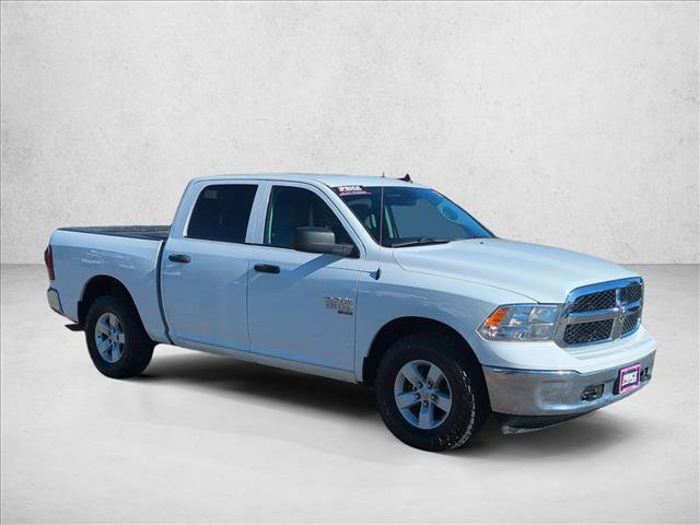 Used 2022 RAM 1500 Classic SLT w/ Electronics Group AWD/4WD image 3