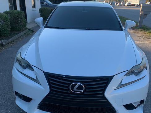 Used 2014 Lexus IS 250 image 2