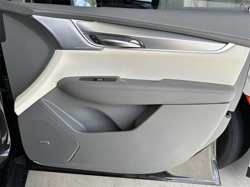 New 2025 Cadillac XT5 Premium Luxury w/ Technology Package image 32