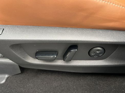 Used 2023 INFINITI QX60 Sensory w/ Vision Package image 25