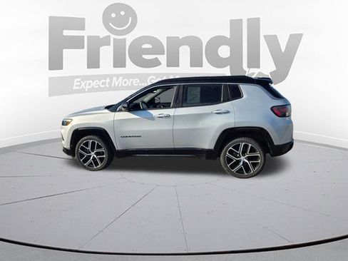 Used 2024 Jeep Compass Limited w/ Elite Group AWD/4WD image 8