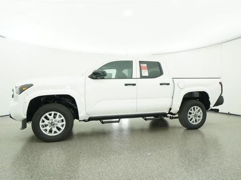New 2026 Toyota Tacoma SR image 18