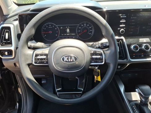 Used 2021 Kia Sorento LX FWD image 20