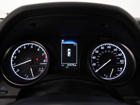 Used 2024 Toyota Camry SE FWD image 27