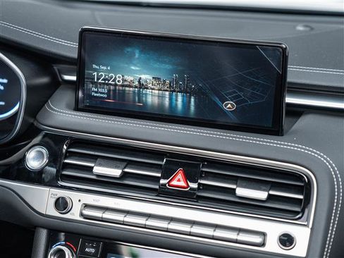 New 2026 Genesis G70 2.5T Prestige image 24