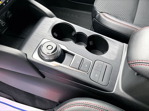 New 2026 Ford Escape ST-Line w/ Cold Weather Package AWD/4WD image 8