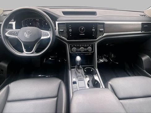 Certified 2023 Volkswagen Atlas SE FWD image 16