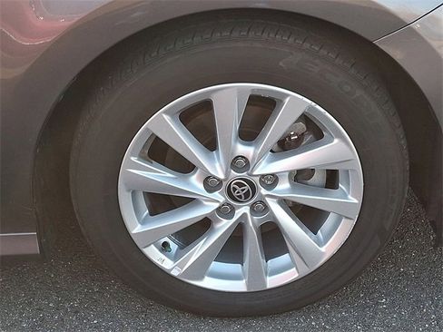 Used 2023 Toyota Camry LE image 6