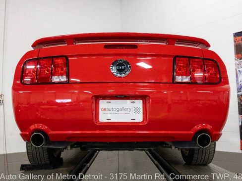 Used 2005 Ford Mustang GT Premium RWD image 21