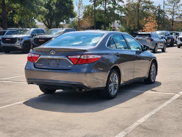 Used 2017 Toyota Camry SE FWD image 5