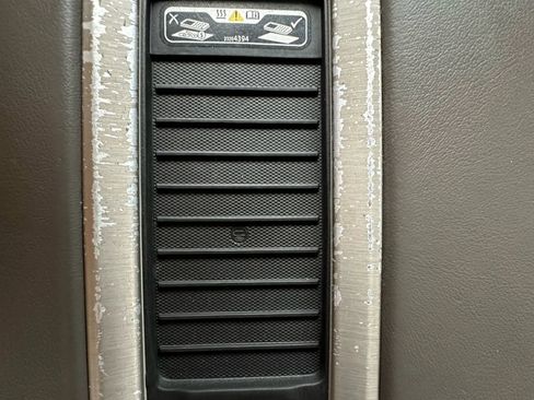 Used 2016 GMC Yukon XL Denali w/ Open Road Package image 38