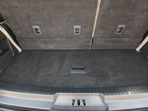 Used 2022 Ford Expedition XLT RWD image 34