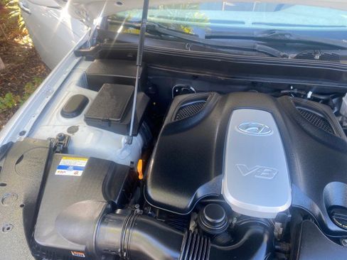 Used 2012 Hyundai Genesis 4.6 image 27