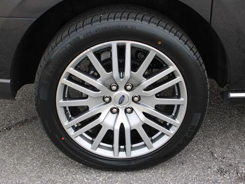 Used 2024 Ford Expedition Max Limited image 38