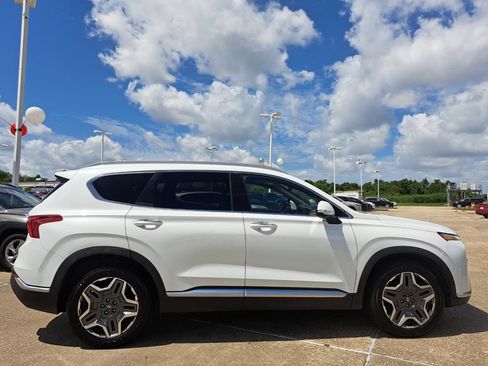 Used 2022 Hyundai Santa Fe Limited FWD image 3