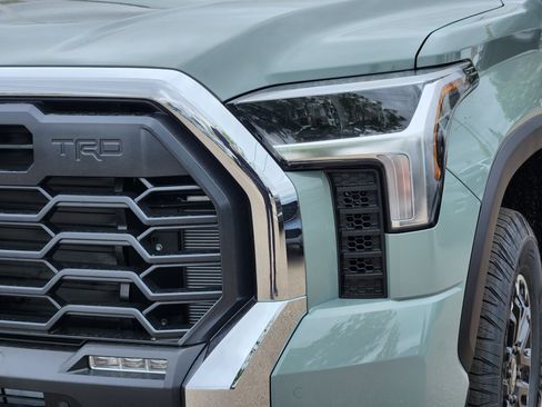 New 2026 Toyota Tundra SR5 w/ TRD Off-Road Package AWD/4WD image 6