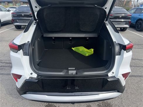 New 2026 Buick Envista Sport Touring image 11