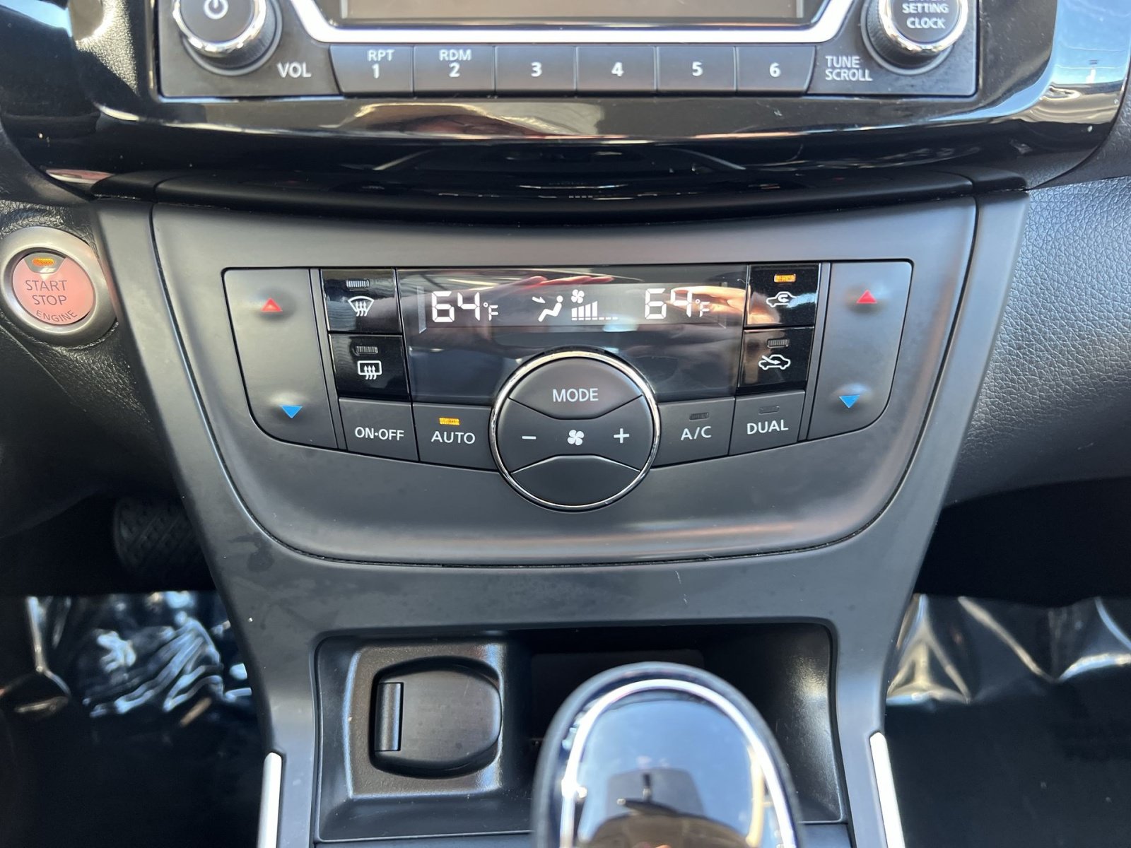 Used 2018 Nissan Sentra SV FWD image 19