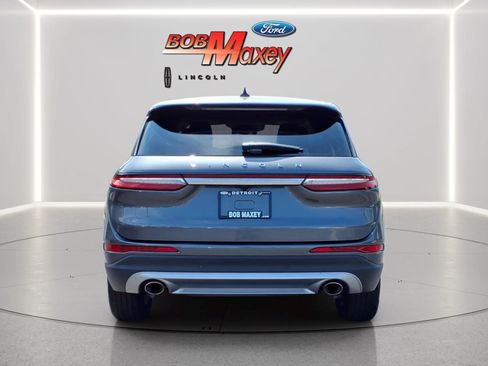 Used 2023 Lincoln Corsair FWD w/ Rear Removable Package Tray image 5