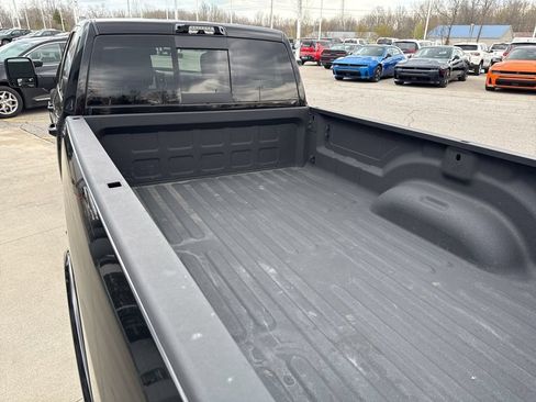 Used 2023 RAM 2500 Limited AWD/4WD image 19