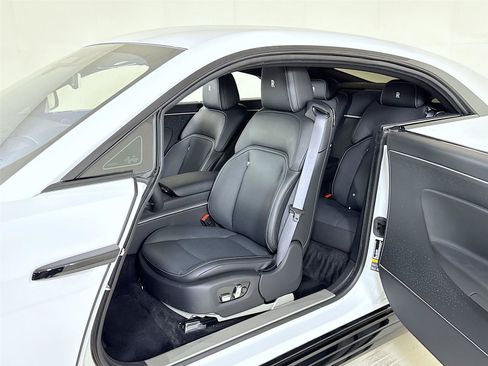 Used 2025 Rolls-Royce Spectre AWD/4WD image 14