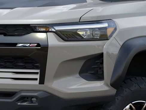 New 2026 Chevrolet Colorado ZR2 image 10