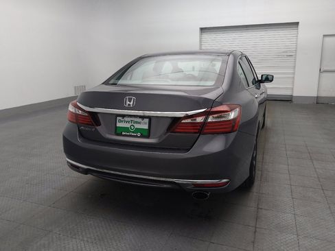 Used 2016 Honda Accord LX image 7