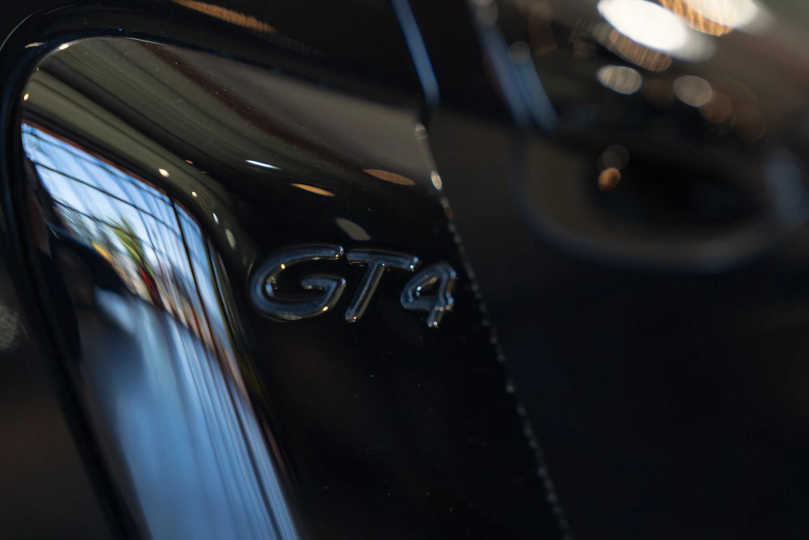 Used 2016 Porsche Cayman GT4 RWD image 10