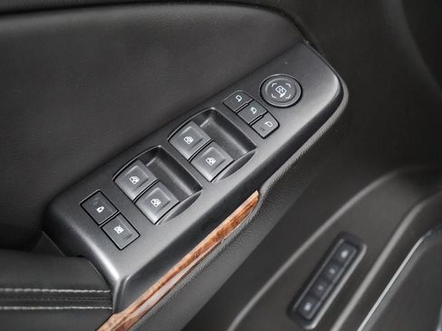 Used 2019 Chevrolet Tahoe Premier w/ Max Trailering Package AWD/4WD image 28