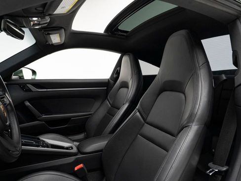 Used 2020 Porsche 911 Carrera 4S w/ Sport Package AWD/4WD image 13