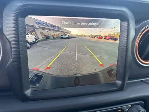 Used 2022 Jeep Gladiator Mojave w/ LED Lighting Group image 13