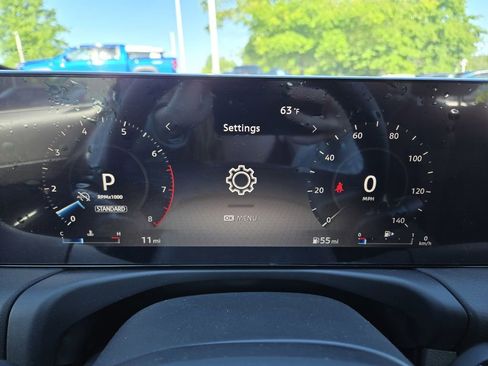 New 2026 Nissan Sentra SR FWD image 15